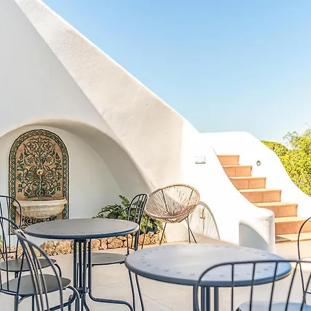 Vakantiehuis 2 Bedroom Awesome In