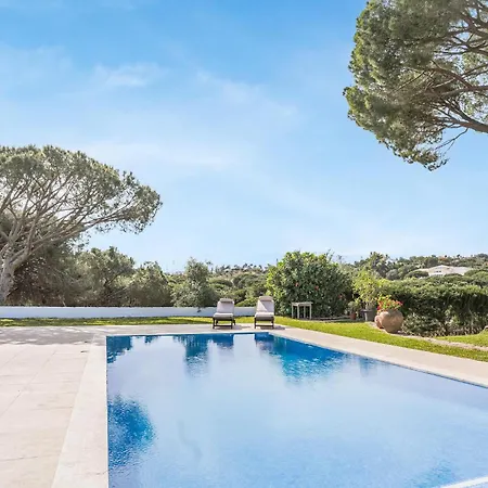 2 Bedroom Awesome In Vakantiehuis