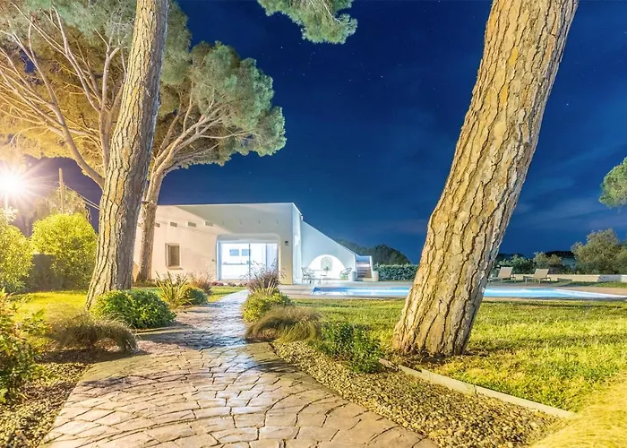 2 Bedroom Awesome In