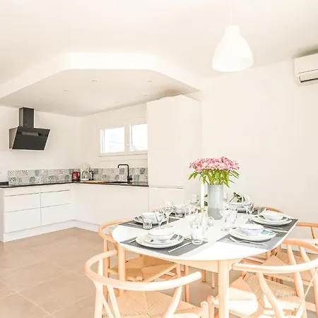 2 Bedroom Awesome In * Marbella